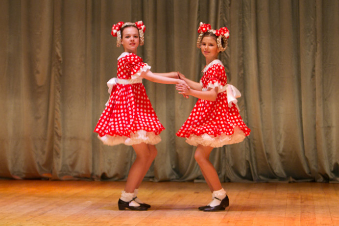 Dancers, cultural performance, Provideniya, Russia