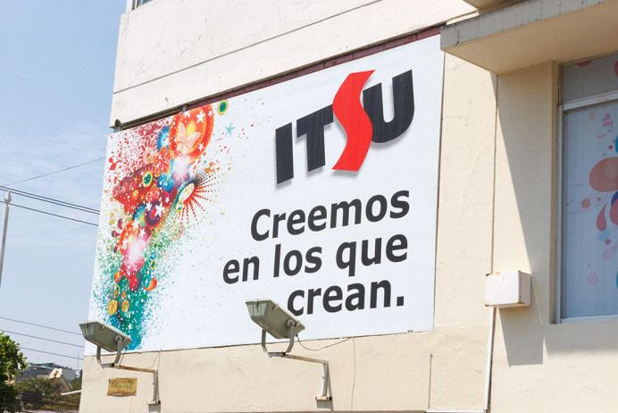 We believe in those who create. Guayaquil.