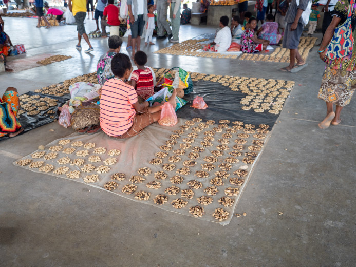 PeanutsRawRoasted_OM73580