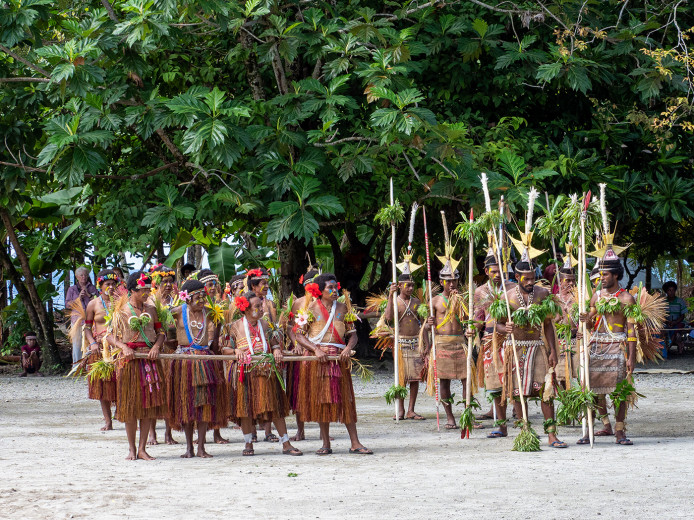 DanceGroup_OM20570
