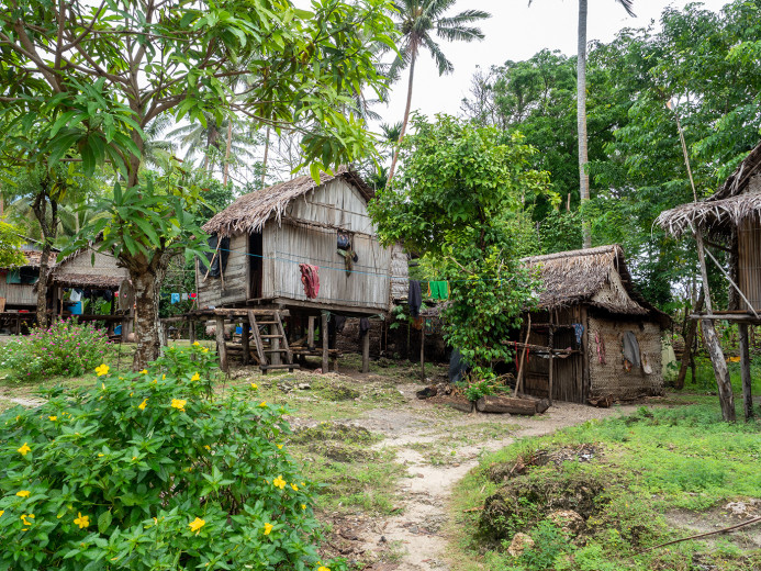 VillageTabuVine_OM72472
